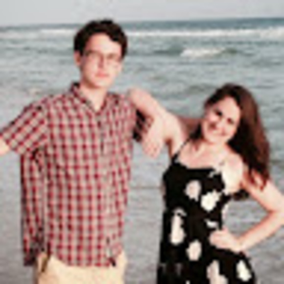 Meet your Posher, Jennifer - Picture 1 of 1